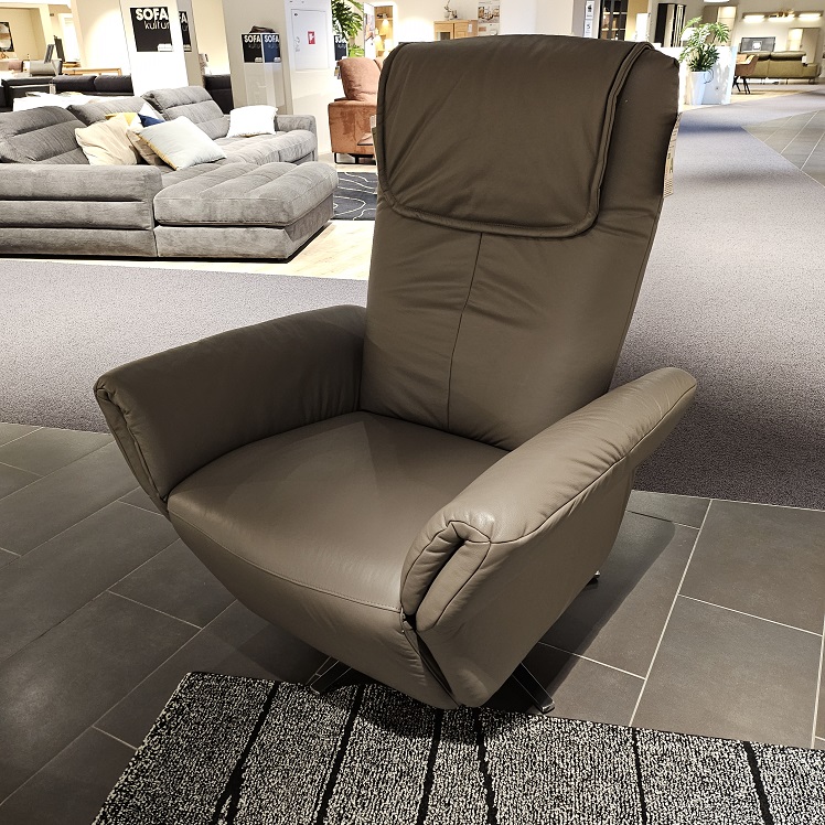 Fauteuil + repose-pied - MUSTERRING