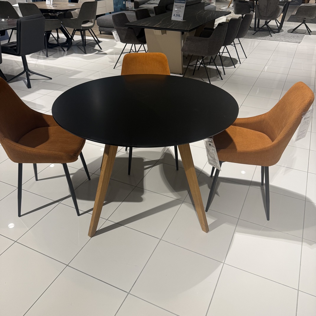 Table - TENZO