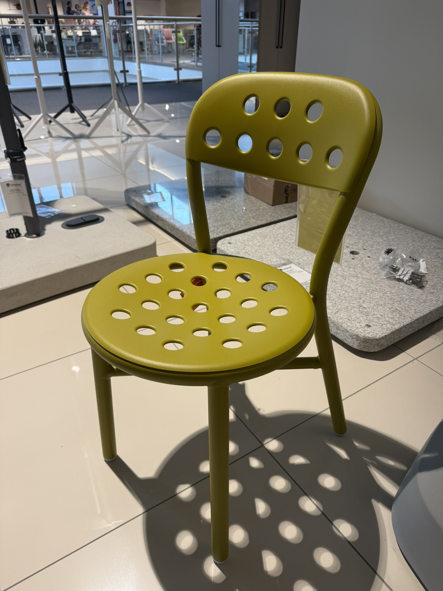 2 chaises empilables - MAGIS