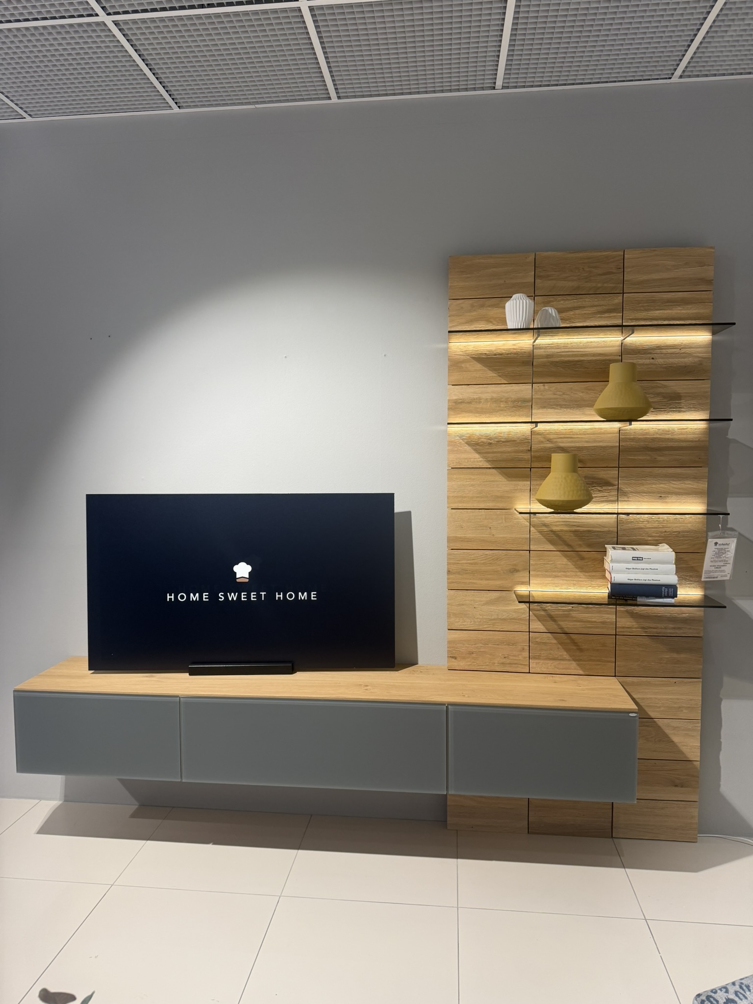 Composition TV - VOGLAUER