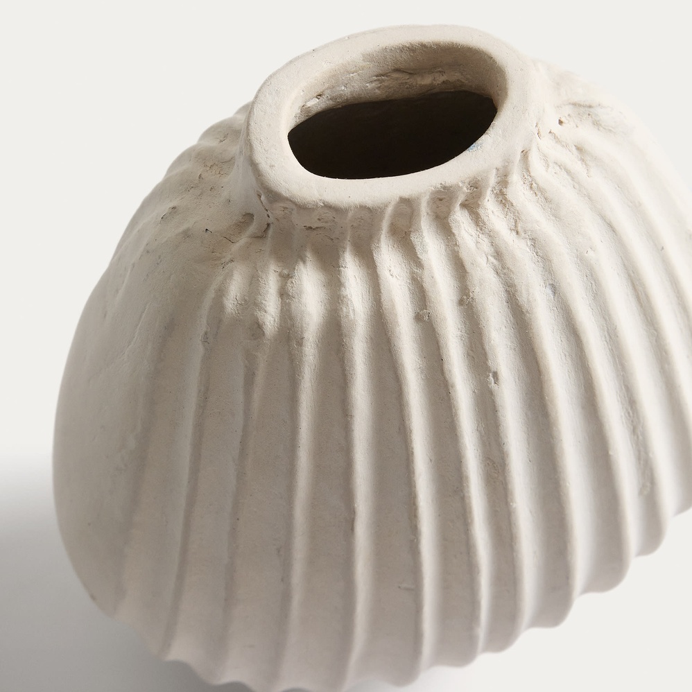 Arisea Vase - 18cm