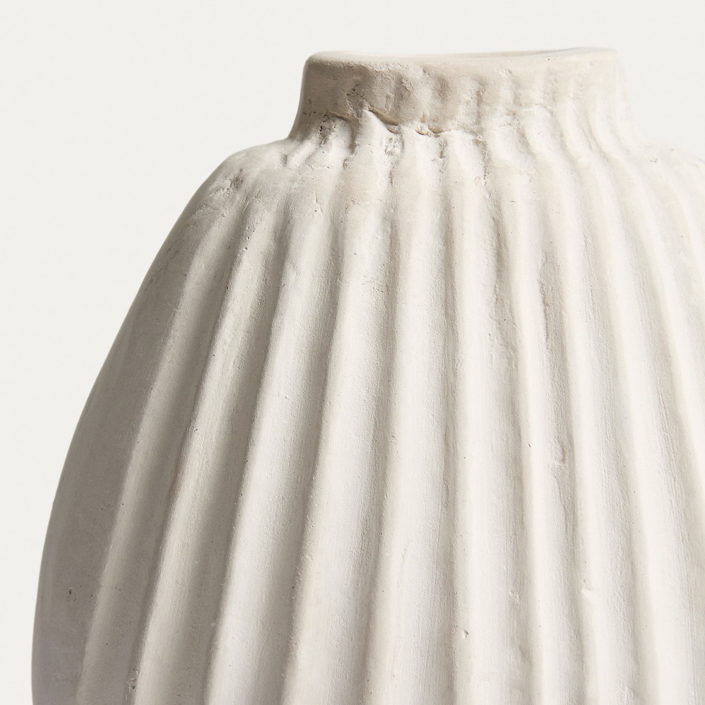 Arisea Vase - 18cm